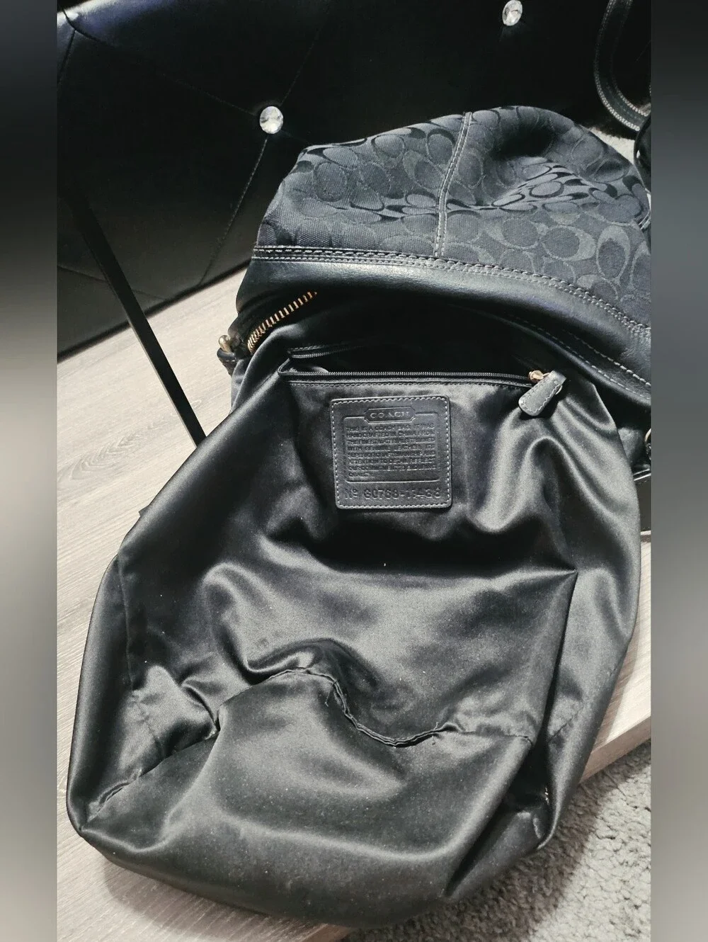 Vint/Auth. Y2K Monogram Coach Bleecker Duffle Bucket Bag Black/Gold G0768-11438